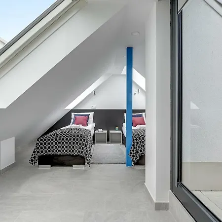 Διαμέρισμα Flats For Rent - Sea