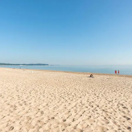 Flats For Rent - Sea