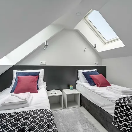 Flats For Rent - Sea *